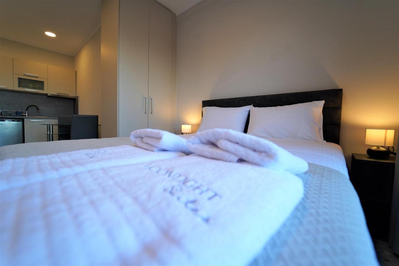 Moonlight Suites Parga Buitenkant foto