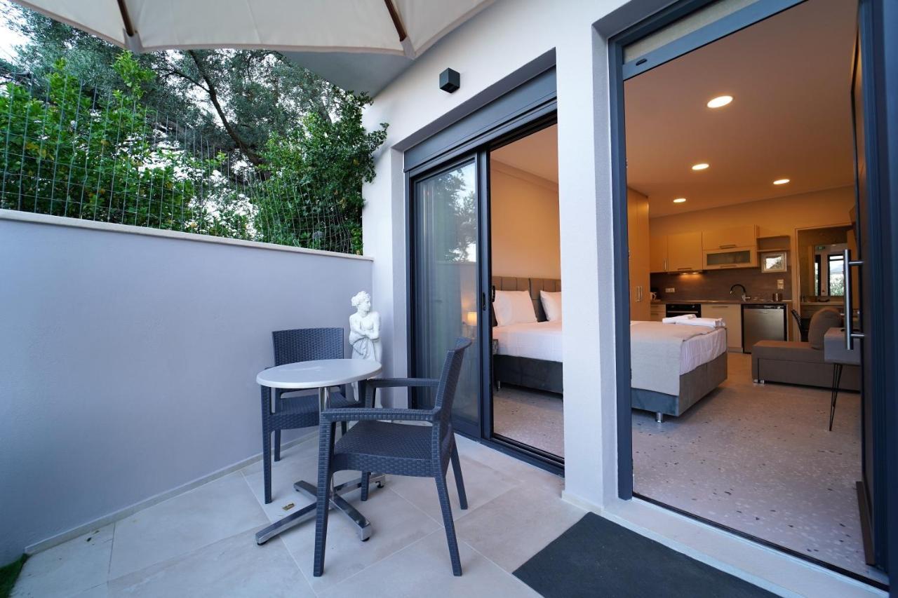 Moonlight Suites Parga Buitenkant foto