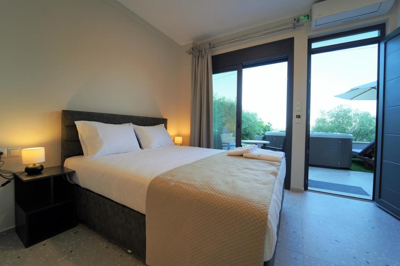 Moonlight Suites Parga Buitenkant foto
