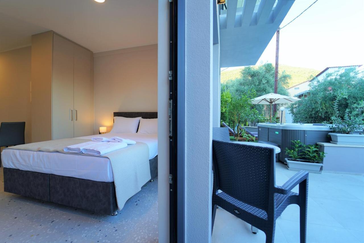 Moonlight Suites Parga Buitenkant foto