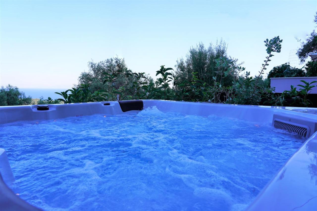 Moonlight Suites Parga Buitenkant foto